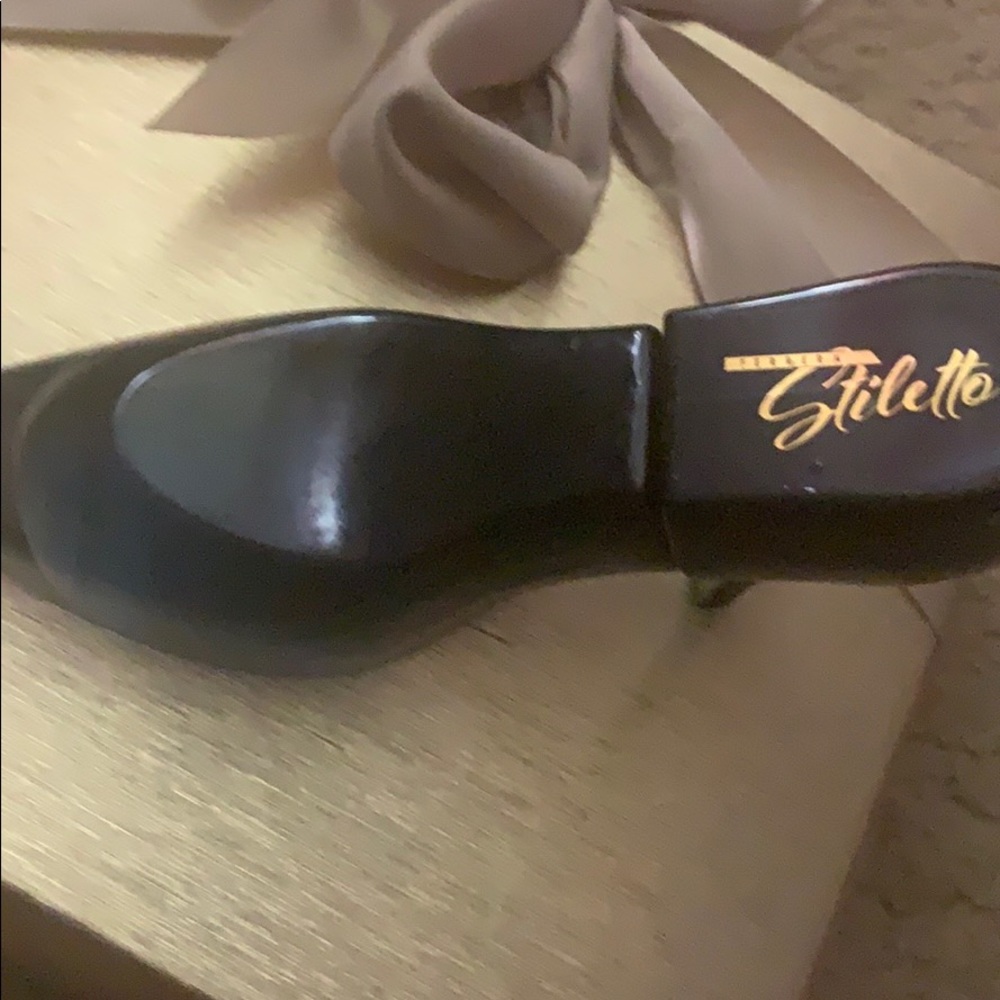 Stiletto shaped perfume bottle ( hard to find)